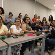 Participantes de las jornadas de tejido